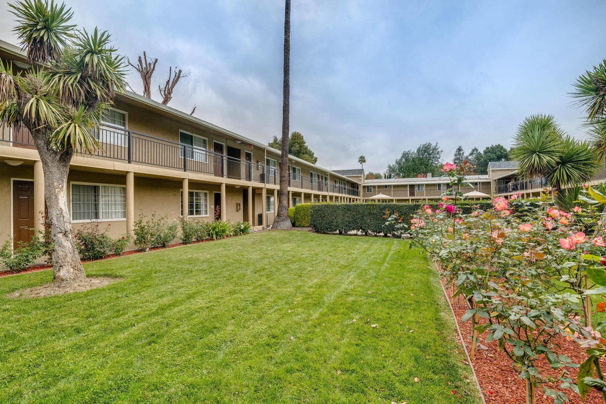 Rose Garden Inn - San Jose Airport Exterior foto